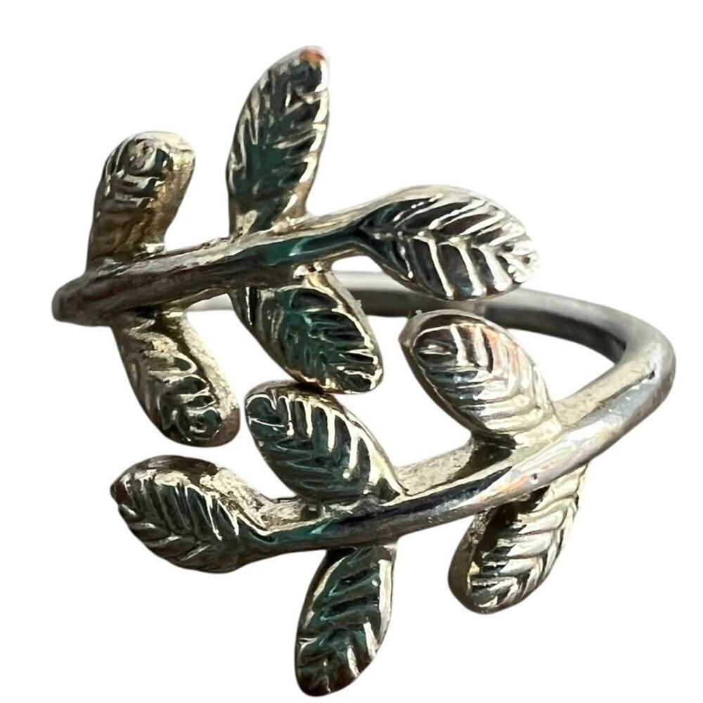 🍭6/$30 Silver tone leaf spiral wrap pinky ring - size 5